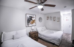 4 soverom, strykejern/-brett, wi-fi og sengetøy