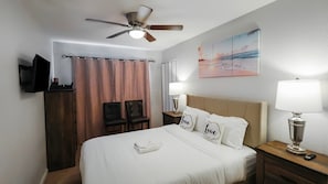 4 bedrooms, iron/ironing board, WiFi, bed sheets