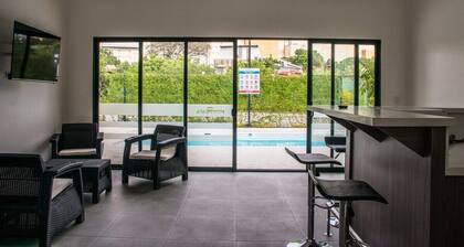 Stand out apartment -SJO Airport - Air Cond