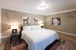 1 camera, ferro/asse da stiro, Wi-Fi, lenzuola