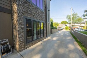 Property grounds - Stunning Uptown Luxury Apartment (Charlotte)