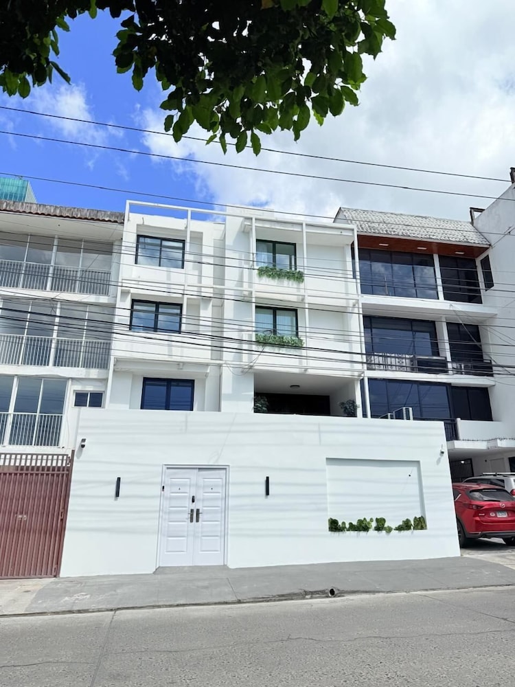 Eshel Suites Panama, Punta Paitilla & Punta Pacifica