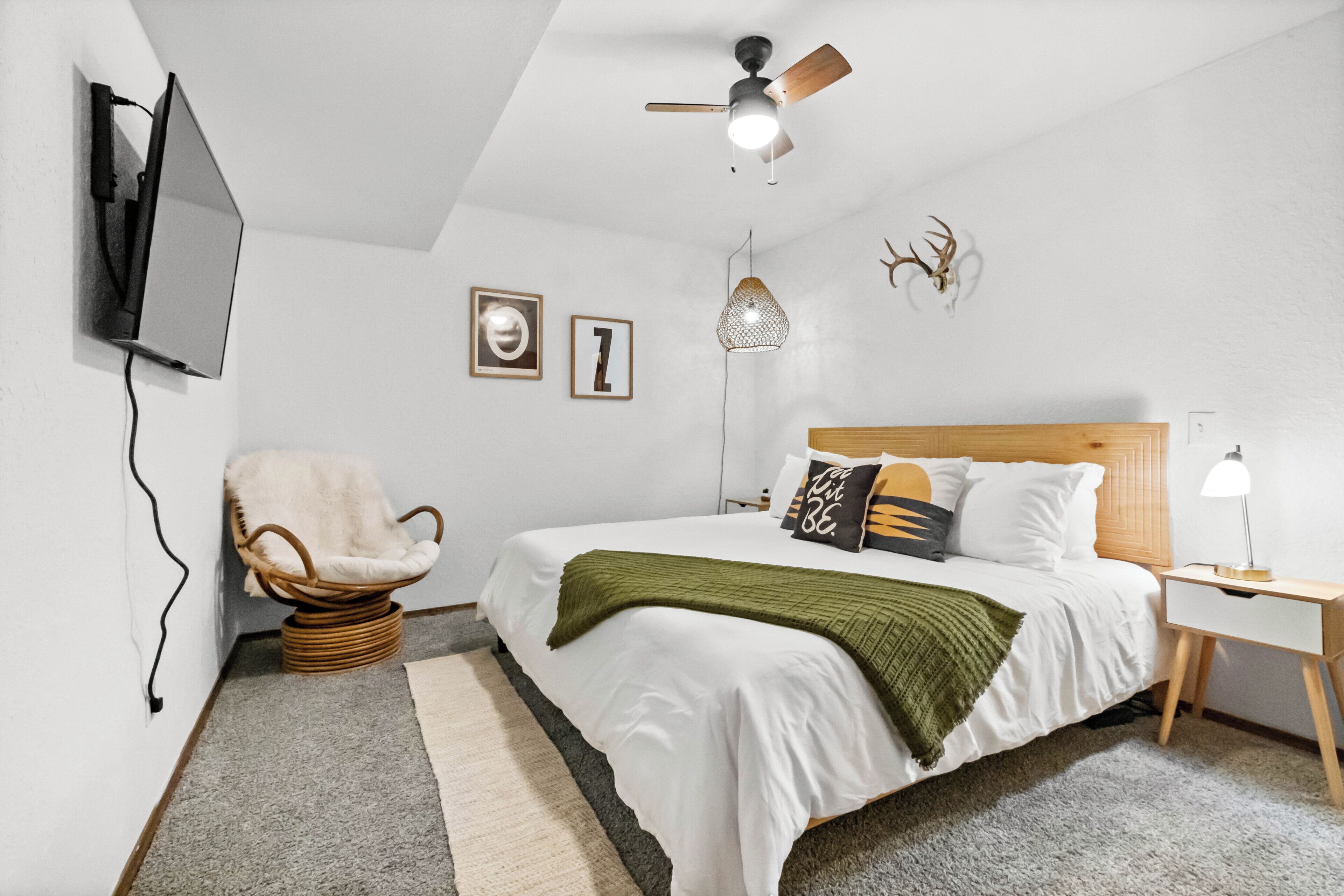 2 bedrooms, iron/ironing board, travel cot, free WiFi