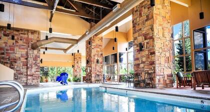 Brian Head | Family Lodge Base | Pool + Spa | 2BR Condo