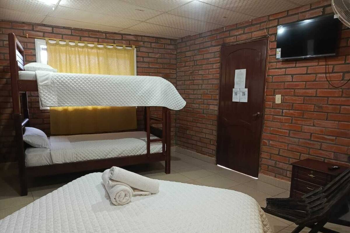 Classic Quadruple Room | Free WiFi