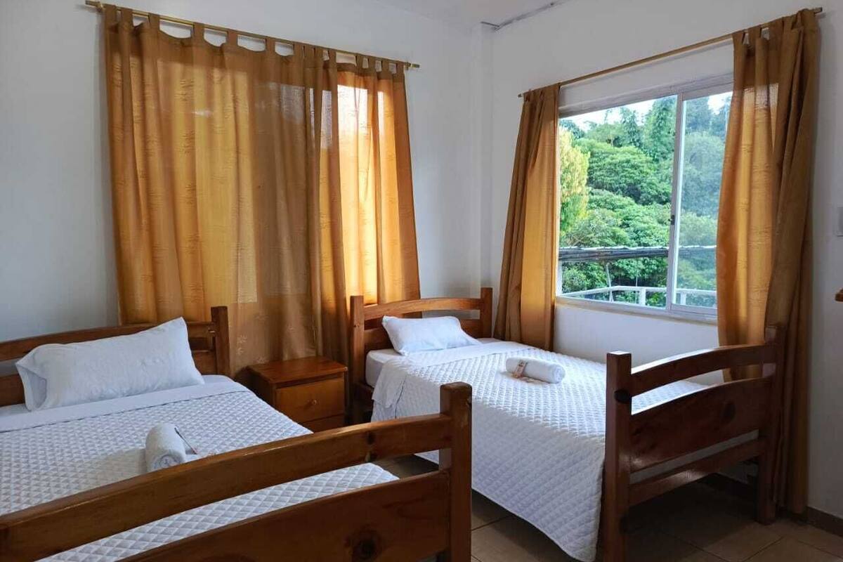 Classic Twin Room | Free WiFi