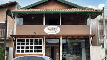 Fachada da propriedade