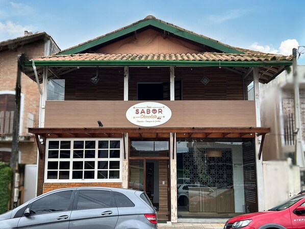 Voorkant van accommodatie