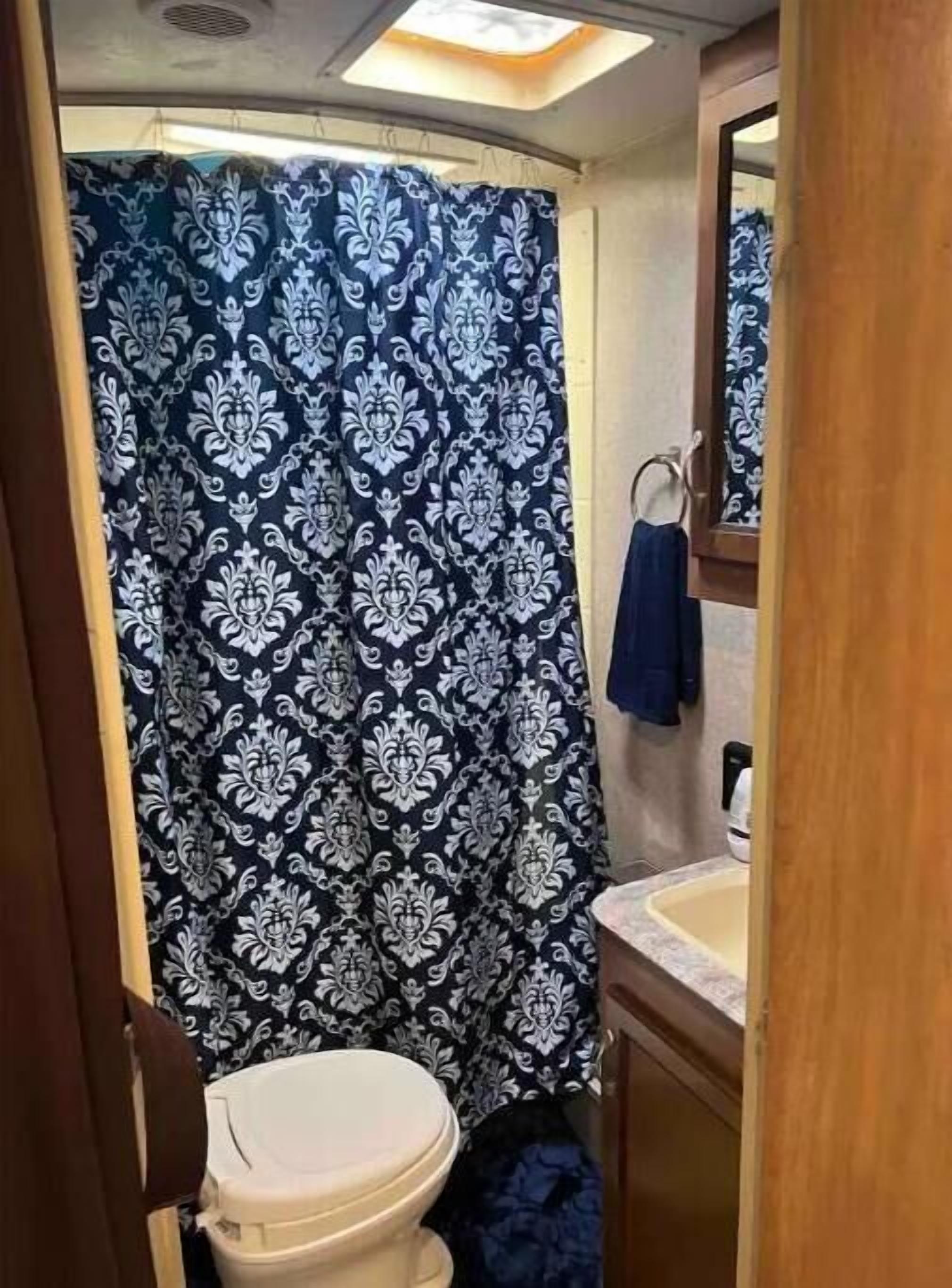 Comfortable RV Apartment