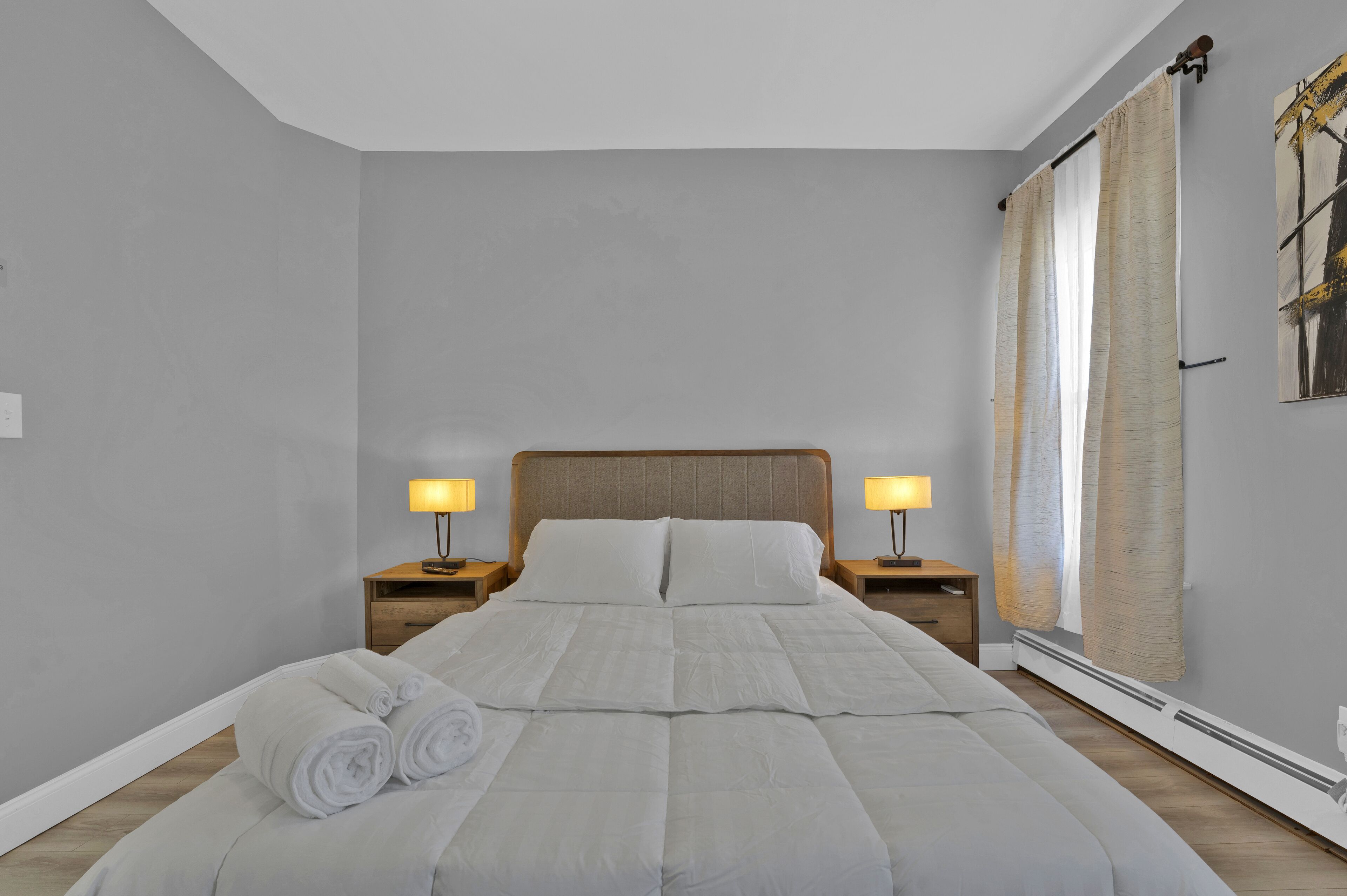 2 bedrooms, in-room safe, iron/ironing board, WiFi (free)
