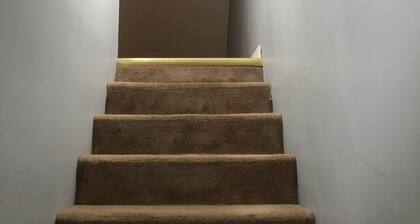 Cozy 2 Bedroom Apartment
Hardisty AB
Fully Equipped & =Furnished