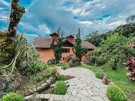 Majoituspaikan julkisivu