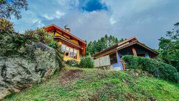 Chalet Comfort, 1 kamar tidur, jet tub, pemandangan kebun | Pemandangan taman