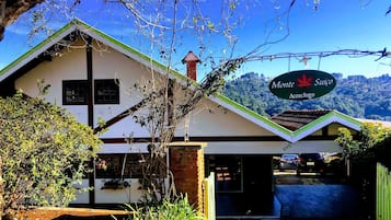 Fachada del alojamiento