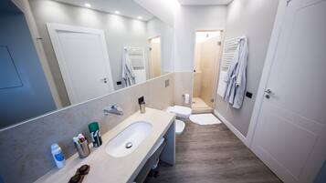Deluxe-værelse | Badeværelse