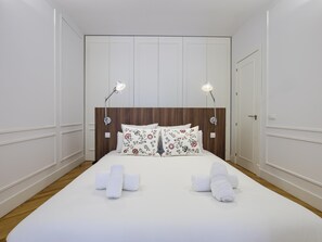 1 bedroom, iron/ironing board, internet, bed sheets - Lavapies Center - One-bedroom Apartment (Madrid)