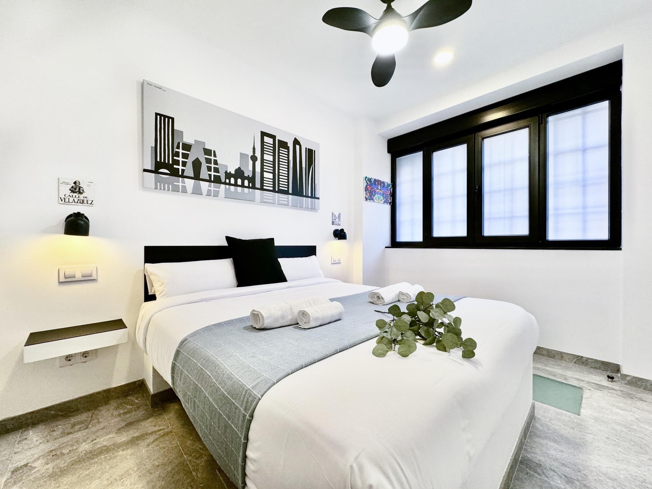 2 chambres, fer et planche à repasser, accès Internet, draps fournis