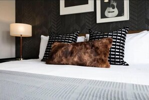 2 Schlafzimmer, Schreibtisch, Bügeleisen/Bügelbrett, kostenloses WLAN