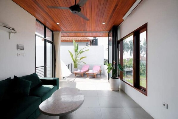 Interior - Cozy 3BR Villa w/ Private Cinema Close to Canggu (Bali)