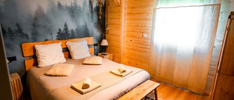 Exclusive Cottage, Ensuite, Mountain View (Le Cocon de Manon) | Soundproofing, free WiFi, bed sheets