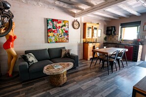 Småhus – exclusive, tilgjengelighetstilpasset, spabadekar (Gîte 2-4 personnes) | Lounge