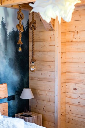 Cottage Exclusive, bagno in camera, vista montagna (Le Cocon de Manon) | Insonorizzazione, Wi-Fi gratuito, lenzuola