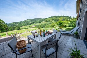 Deluxe Cottage, Ensuite, Mountain View (Gîte 6 personnes) | Terrace/patio - La ferme de Jean (Saulxures-sur-Moselotte)