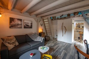 Comfort Studio, Ensuite, Mountain View (Gîte mezzanine/balcon) | Lounge - La ferme de Jean (Saulxures-sur-Moselotte)