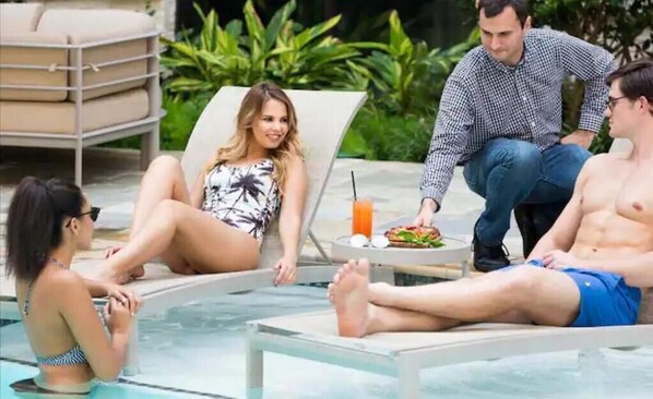 Pool - The Royals: Luxe Downtown Resort (Houston)