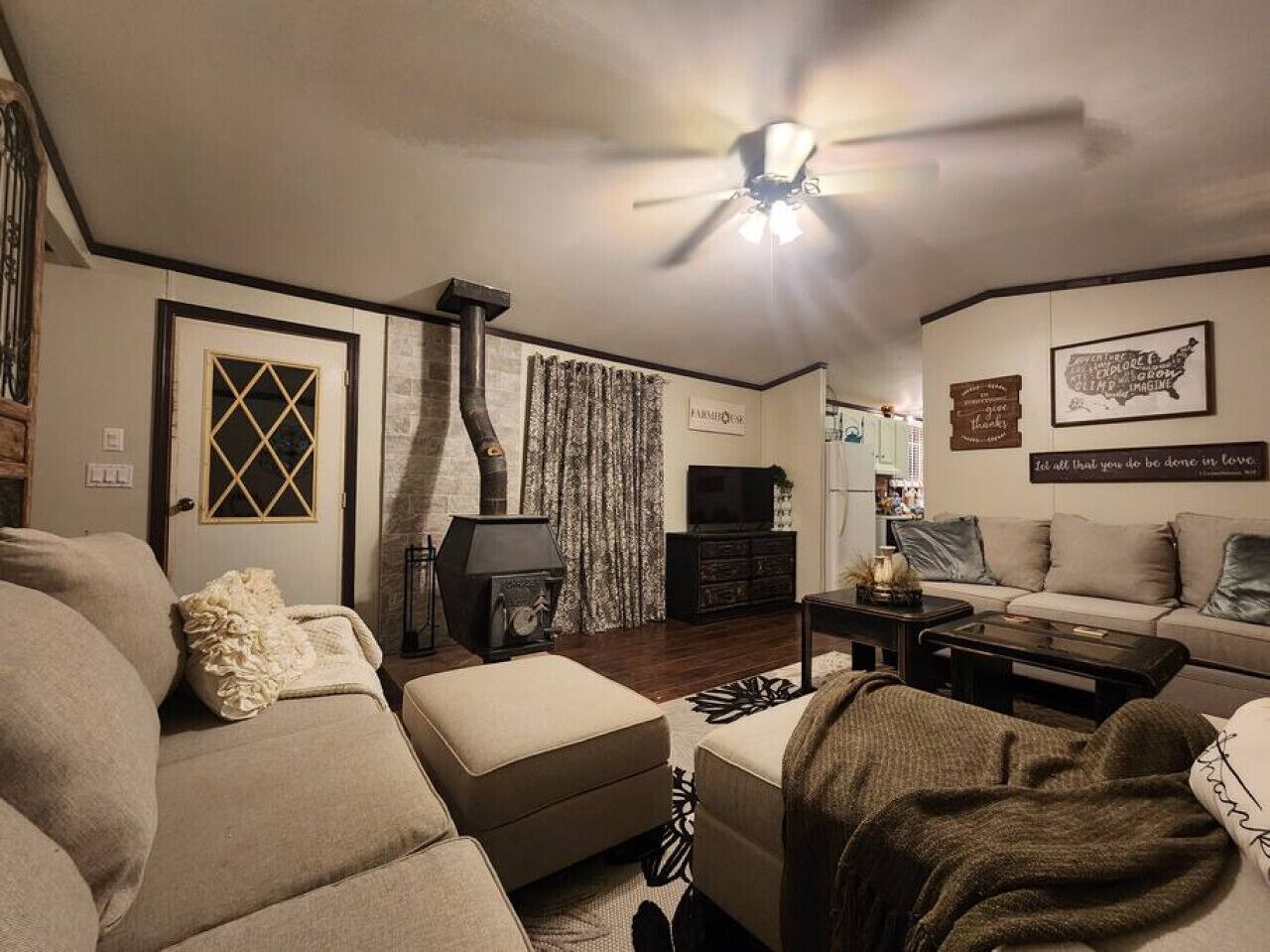 Smart TV, fireplace, video games, DVD player