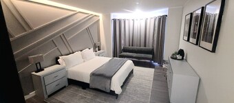 Contemporary 3 bedroom apartment on the first floor overlooking the Salmon River