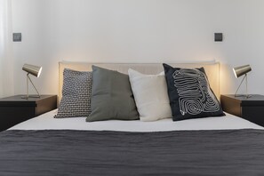 3 chambres, fer et planche à repasser, lit de bébé portatif, Wi-Fi
