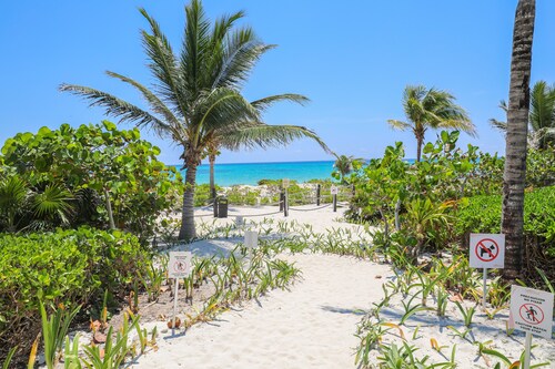 Marea Azul Beach Resort 