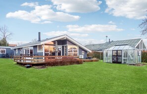 Exterior - 3 bedroom pet friendly home in Beder (Beder)