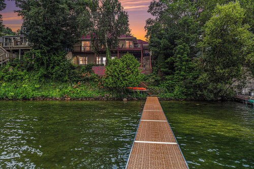 Bear Lake Bliss - 3bd/2ba overlooking Bear Lake w/ private dock