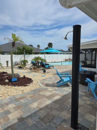 Beautiful house/pool/two blocks from the beach/close to Flagler beach/Daytona. 