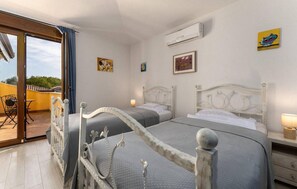 3 makuuhuonetta, silitysrauta/-lauta, vauvan matkasänky, ilmainen Wi-Fi