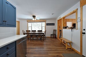 Interior - Osprey Point - Lakefront Dock, Kayaks & Fire Pit (Cable)