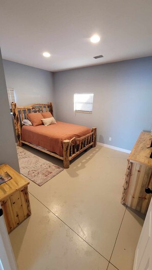 2 室のベッドルーム、WiFi、ベッドシーツ