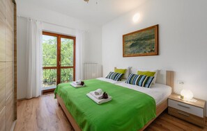 5 bedrooms, iron/ironing board, travel crib, free WiFi - Gorgeous home in Rovinj with WiFi (Rovinj)