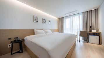 Deluxe King | Skrivebord, gratis Wi-Fi, sengetøj