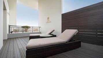 Family Double Room | Terras
