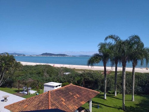 Apartamento em Ponta das Canas - Vista Para o mar
