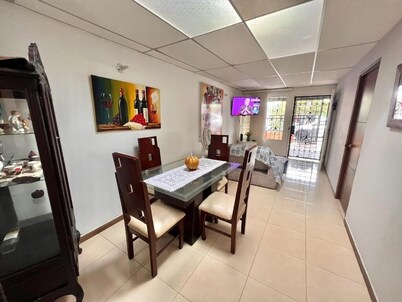 Spacious house close to UKUMARI and CONSOTA park wifi, private parking, 3bedrooms