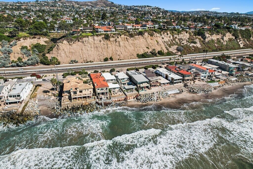 Oceanfront 7 Steps to the Beach, Pool Dana Point/Capistrano/San Clemente Unit B
