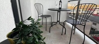Hills Nomad Studio