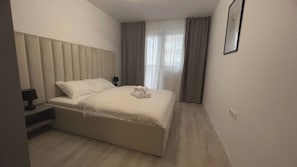 1 quarto, ferros/tábuas de passar roupa, Wi-Fi, roupa de cama