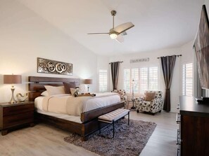 4 bedrooms, desk, iron/ironing board, travel cot - Arabian Nights - Pool - Games - Cabana & More! (Scottsdale)