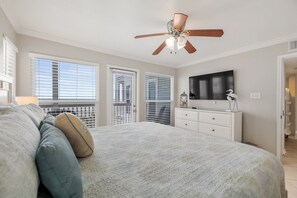 3 bedrooms, iron/ironing board, travel cot, free WiFi