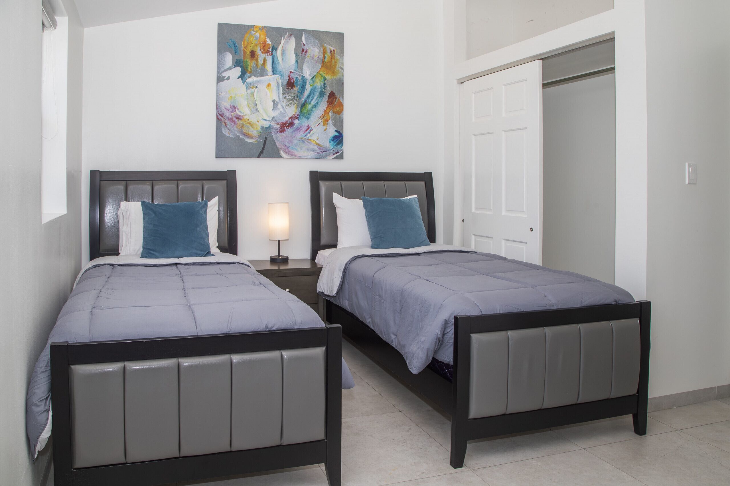 2 間睡房、免費 Wi-Fi、床單